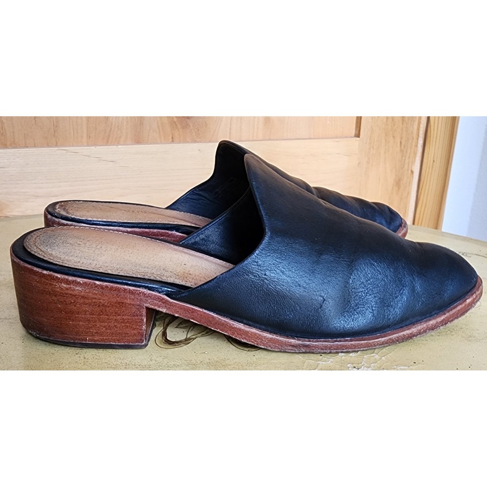 Soludos Sz 9 Black Leather Block Heel Mule Slides Quiet Luxury Minimalist